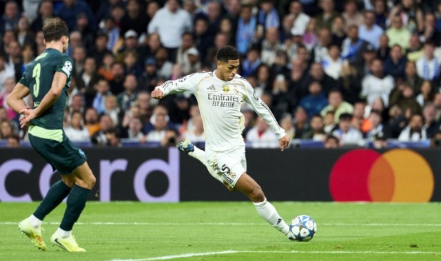 巴恩斯谈贝林厄姆遭批：他没缺席训练也没被罚款，场上踢得好就行